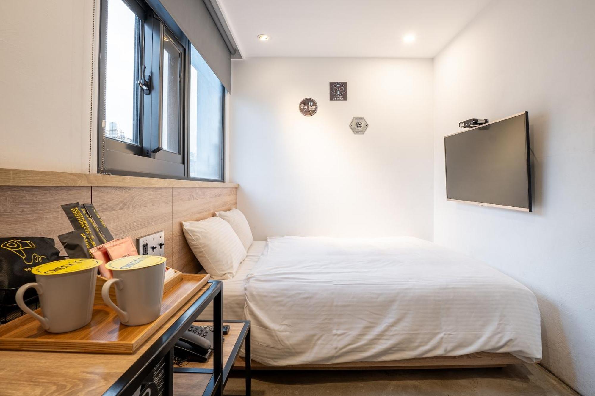 CHASE Hotel Taichung Buitenkant foto