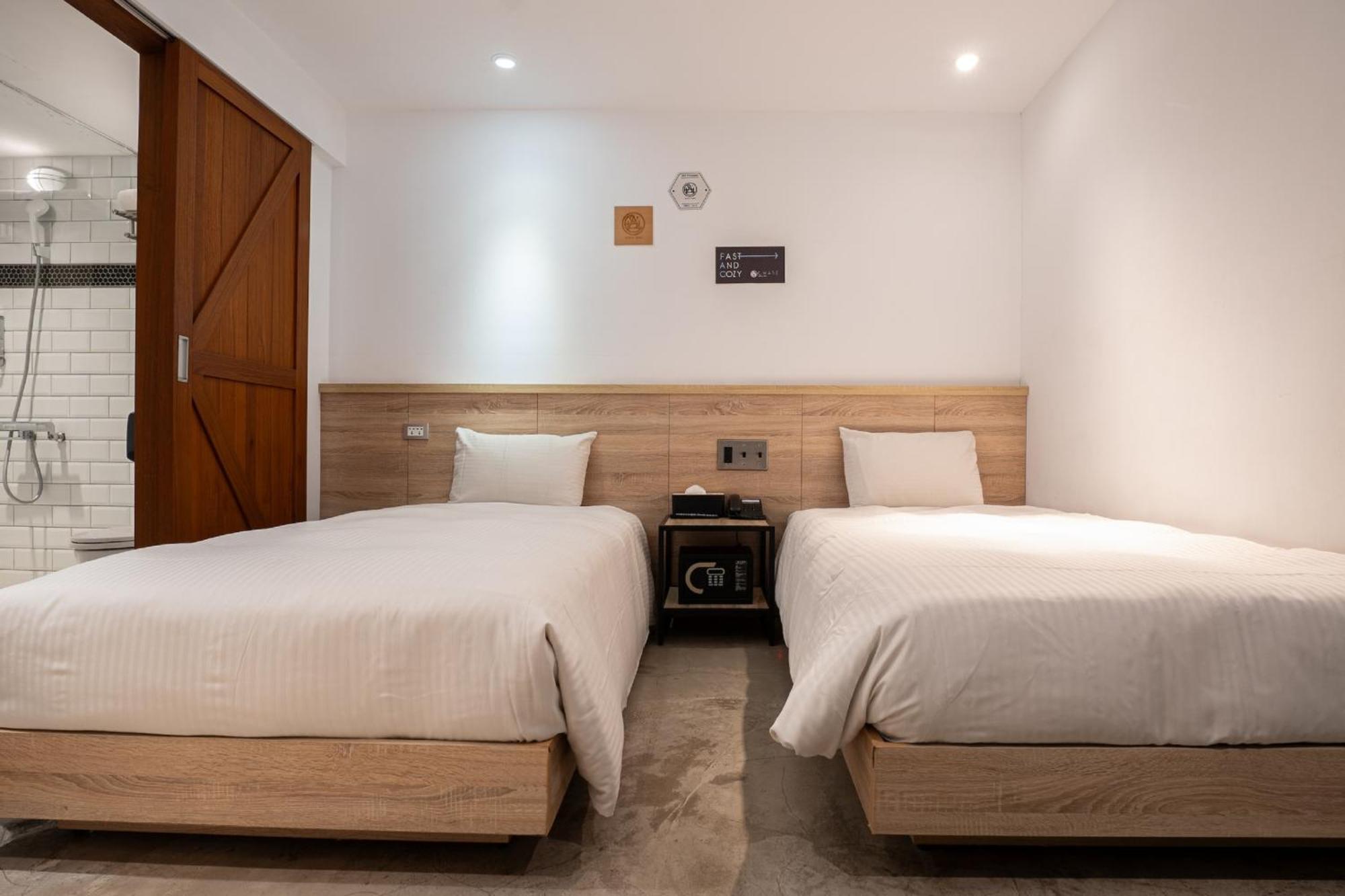 CHASE Hotel Taichung Buitenkant foto