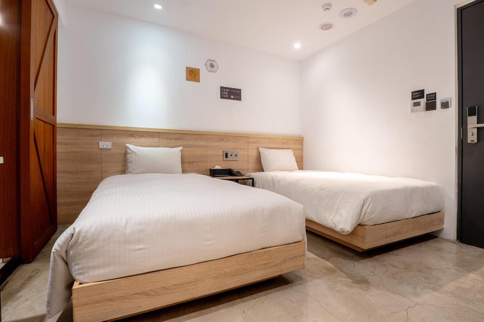 CHASE Hotel Taichung Buitenkant foto