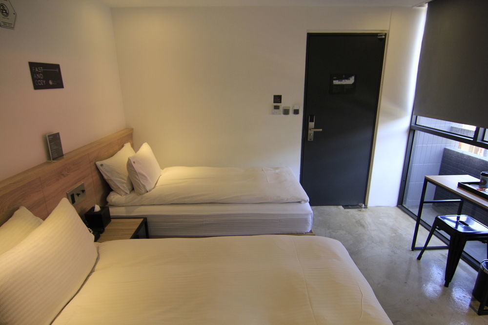 CHASE Hotel Taichung Buitenkant foto